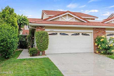 12245 Shady Hollow Ln Porter Ranch, CA 91326