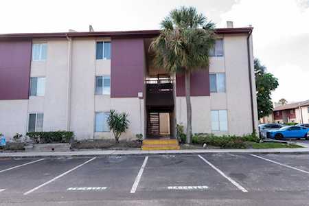 3818 N Lake Dr #76 Tampa, FL 33614