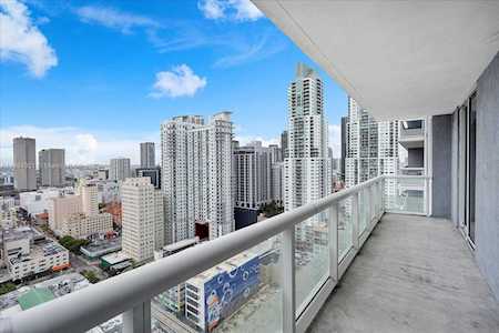 50 Biscayne Blvd #2807 Miami, FL 33132