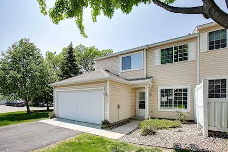 8906 Peep O Day Trail Eden Prairie, MN 55347