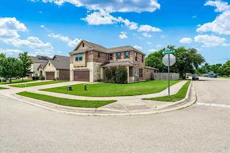 904 Water Hyacinth LOOP Leander, TX 78641