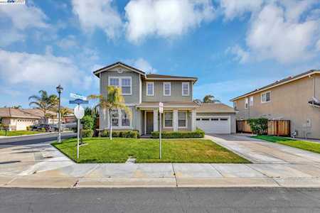 2031 Bridgeport Loop Discovery Bay, CA 94505