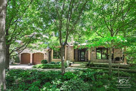 5449 Bending Oaks Place Downers Grove, IL 60515