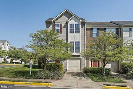 14515 Pittman Ct Centreville, VA 20121