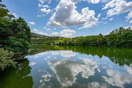 5711 Sam Houston CIR Austin, TX 78731