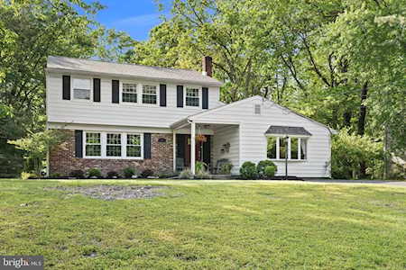 6 Oniontown Rd Medford, NJ 08055