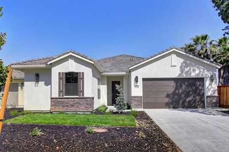 8725 Morgan Creek Lane Roseville, CA 95747