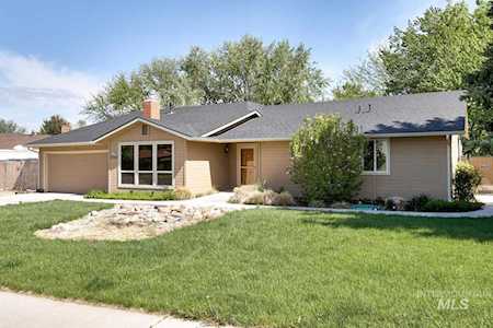 10150 W Harvester Dr Boise, ID 83709