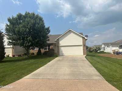 234 Woodgate Dr Crossville, TN 38571