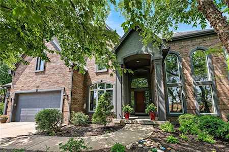 8126 Deer Run St Lenexa, KS 66220