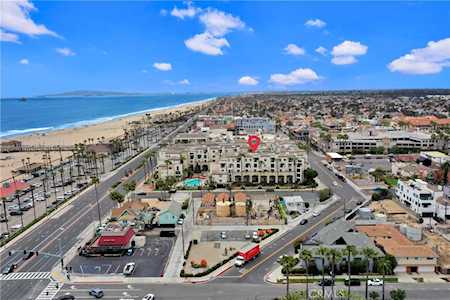 200 Pacific Coast #406 Huntington Beach, CA 92648
