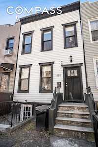 662 Chauncey St Brooklyn, NY 11207