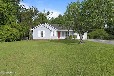 817 Mandarin Trail Jacksonville, NC 28540