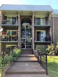1525 N Windsor Dr #103 Arlington Heights, IL 60004