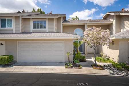 26302 Lily Glen Lake Forest, CA 92630