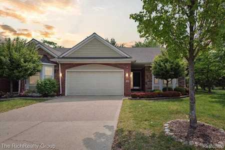 1837 E Maple Park Dr Canton Twp, MI 48188
