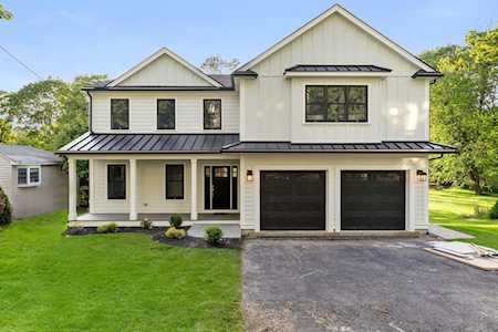 16 Hayes Lane Lexington, MA 02420