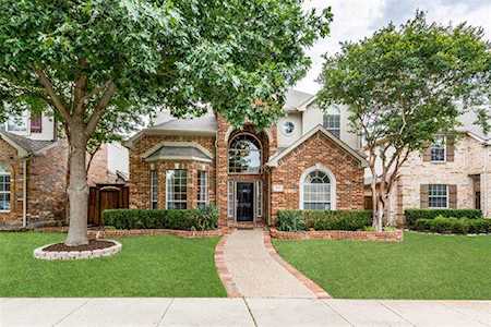 9225 Blue Water Drive Plano, TX 75025