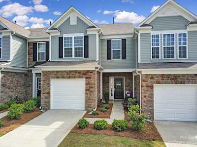 816 Canoe Song Rd Fort Mill, SC 29708