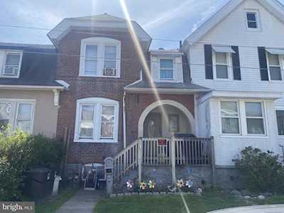 13 Walnut St Marcus Hook, PA 19061