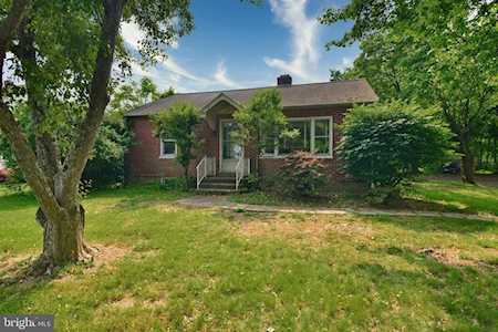 228 Morwood Rd Harleysville, PA 19438