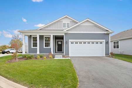 307 Westminster Ct North Aurora, IL 60542