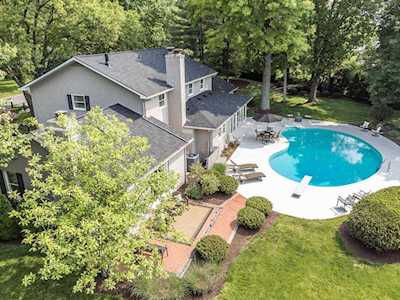 4884 Stonehaven Drive Upper Arlington, OH 43220