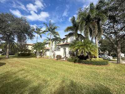 1524 Carafe Court Palm Beach Gardens, FL 33410