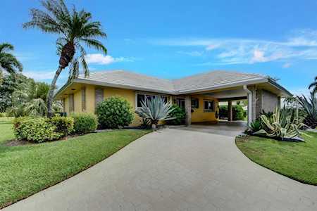 370 Yorktowne Circle Atlantis, FL 33462