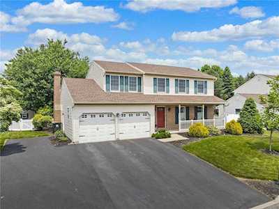 163 Tewksbury Ct Nazareth, PA 18064