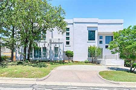2333 Stone Bridge Drive Arlington, TX 76006