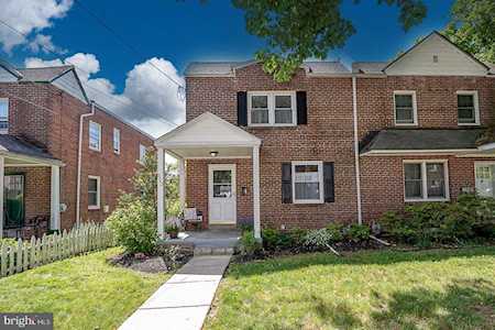 653 Georges Ln Ardmore, PA 19003