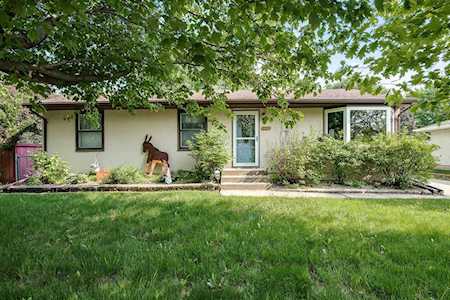 2299 17th Avenue E North Saint Paul, MN 55109