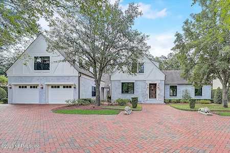 1014 Elder LN Jacksonville, FL 32207