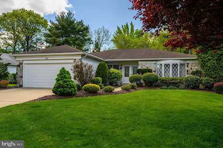 22 Greentree Way Cherry Hill, NJ 08003