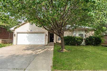 2101 Leslie Street Denton, TX 76205