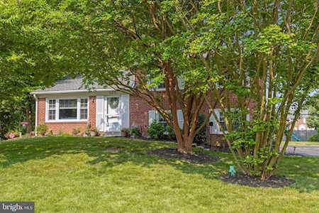 105 Canterbury Dr Wallingford, PA 19086