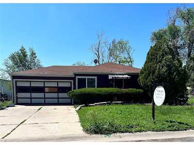 1302 Pleasant Acres Dr Evans, CO 80620