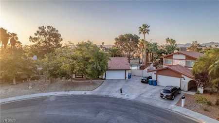 4780 Nambe Dr Las Vegas, NV 89121