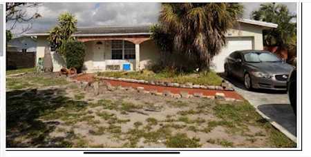 4403 NW 2nd Ave Boca Raton, FL 33431
