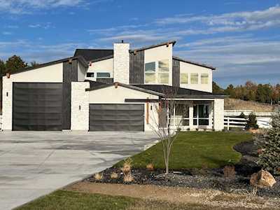 8472 W Red Deer Court Boise, ID 83714