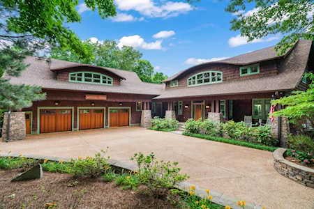 306 Fire Lake Dr Manchester, TN 37355