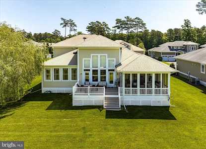 11841 Man O War Ln Berlin, MD 21811