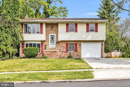 4829 Charles Rd Mechanicsburg, PA 17050