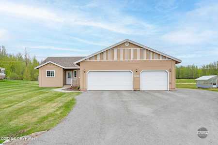 3089 N Lazy Aurora Circle Palmer, AK 99645