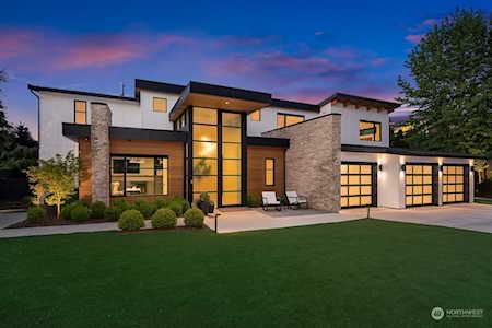 5 Crescent Key Bellevue, WA 98006