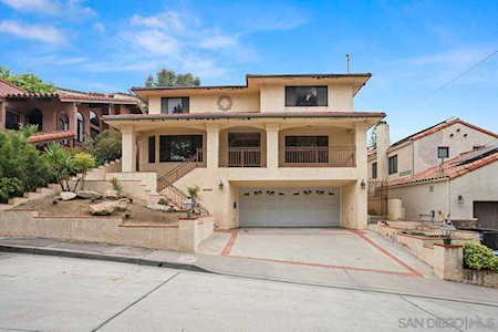 3130 Goldfinch St San Diego, CA 92103