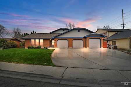 8965 W Brookview Drive Boise, ID 83709