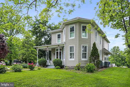 1704 N Royal Ave Front Royal, VA 22630