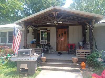 1012 Mary Watson Rd Ashland City, TN 37015
